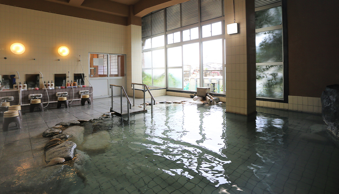 大浴場「銀波の湯」